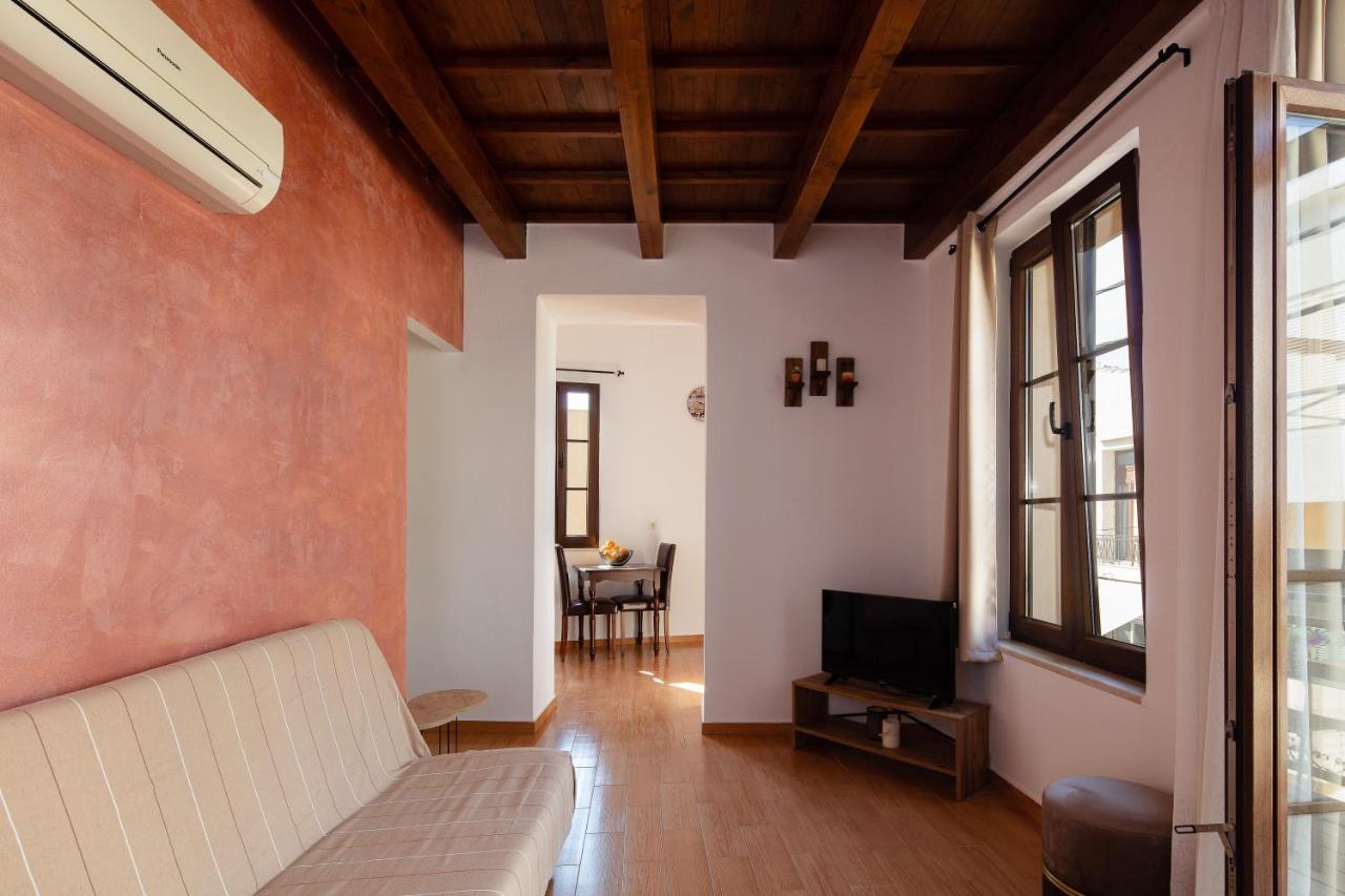 Two Floor Apartment Old Town 레팀노 외부 사진
